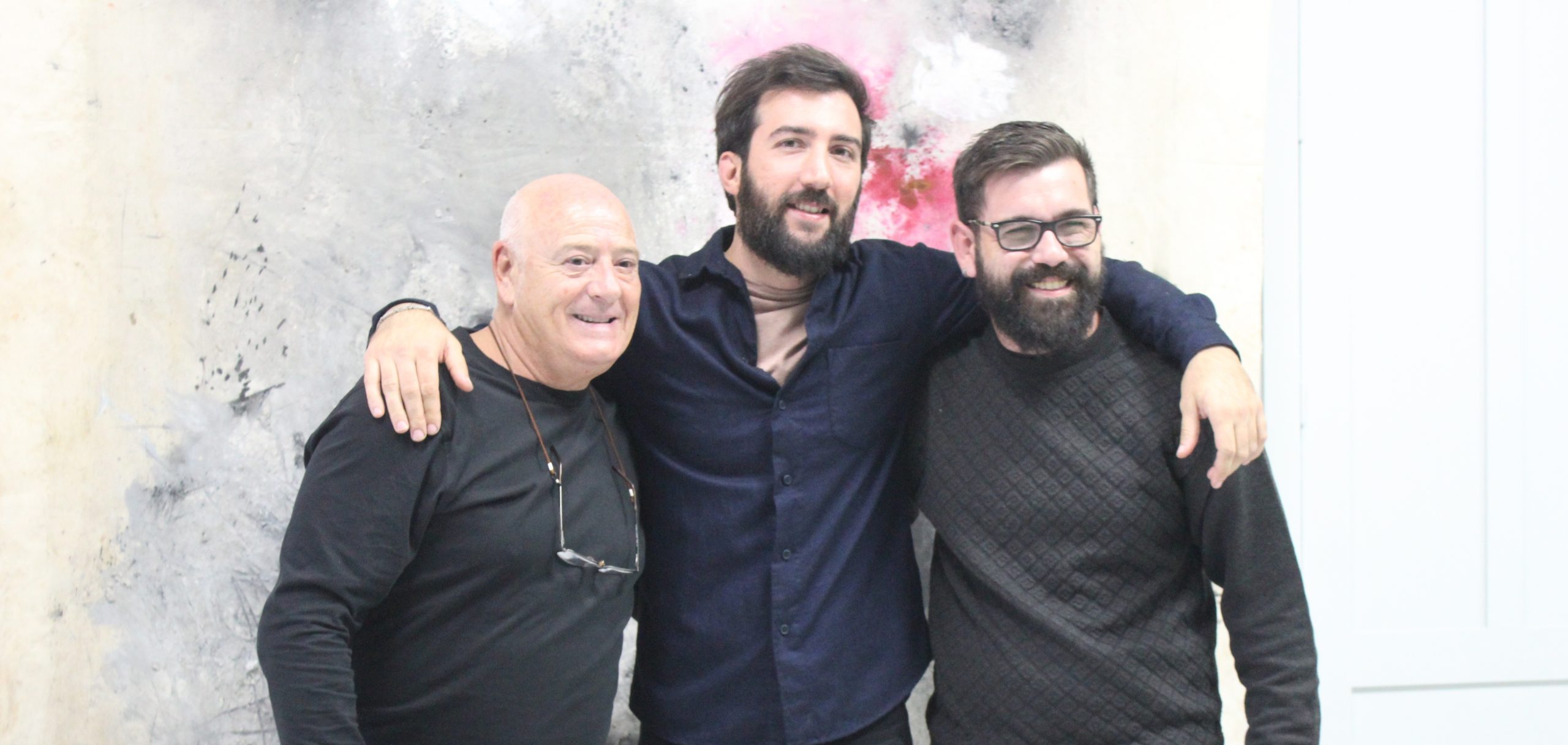 Los artista junto con Antonio Roa, coordinador de los encuentros.