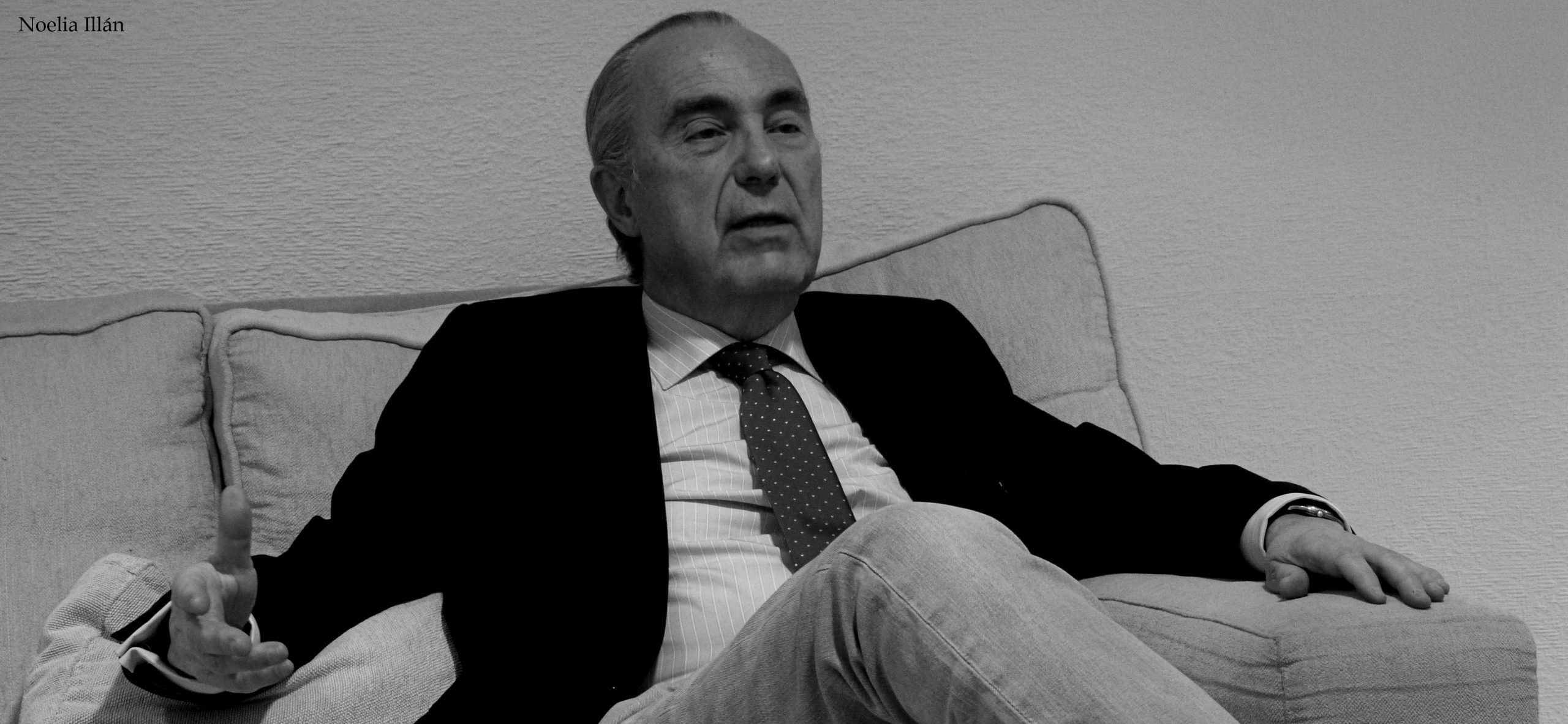 Luis Alberto de Cuenca.