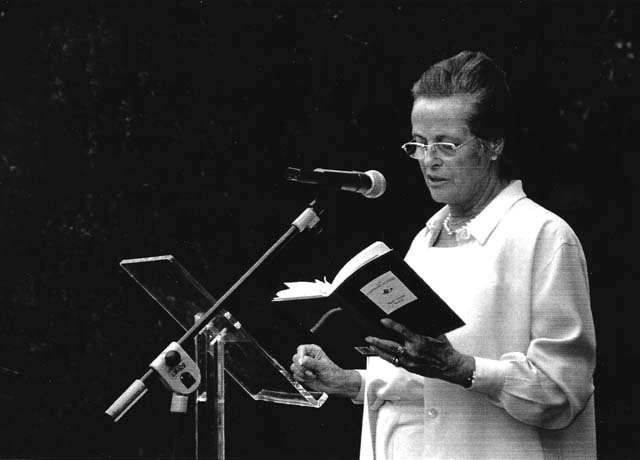 Cuatro poemas de María Victoria Atencia